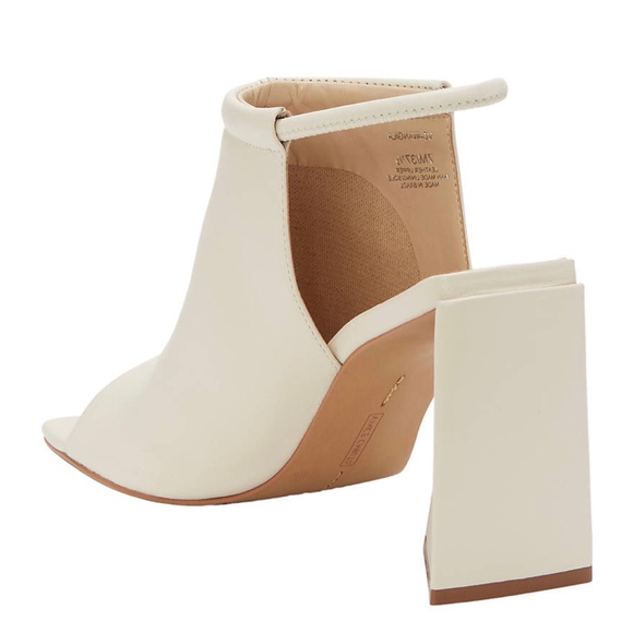 Heels - Picture 5 of 15